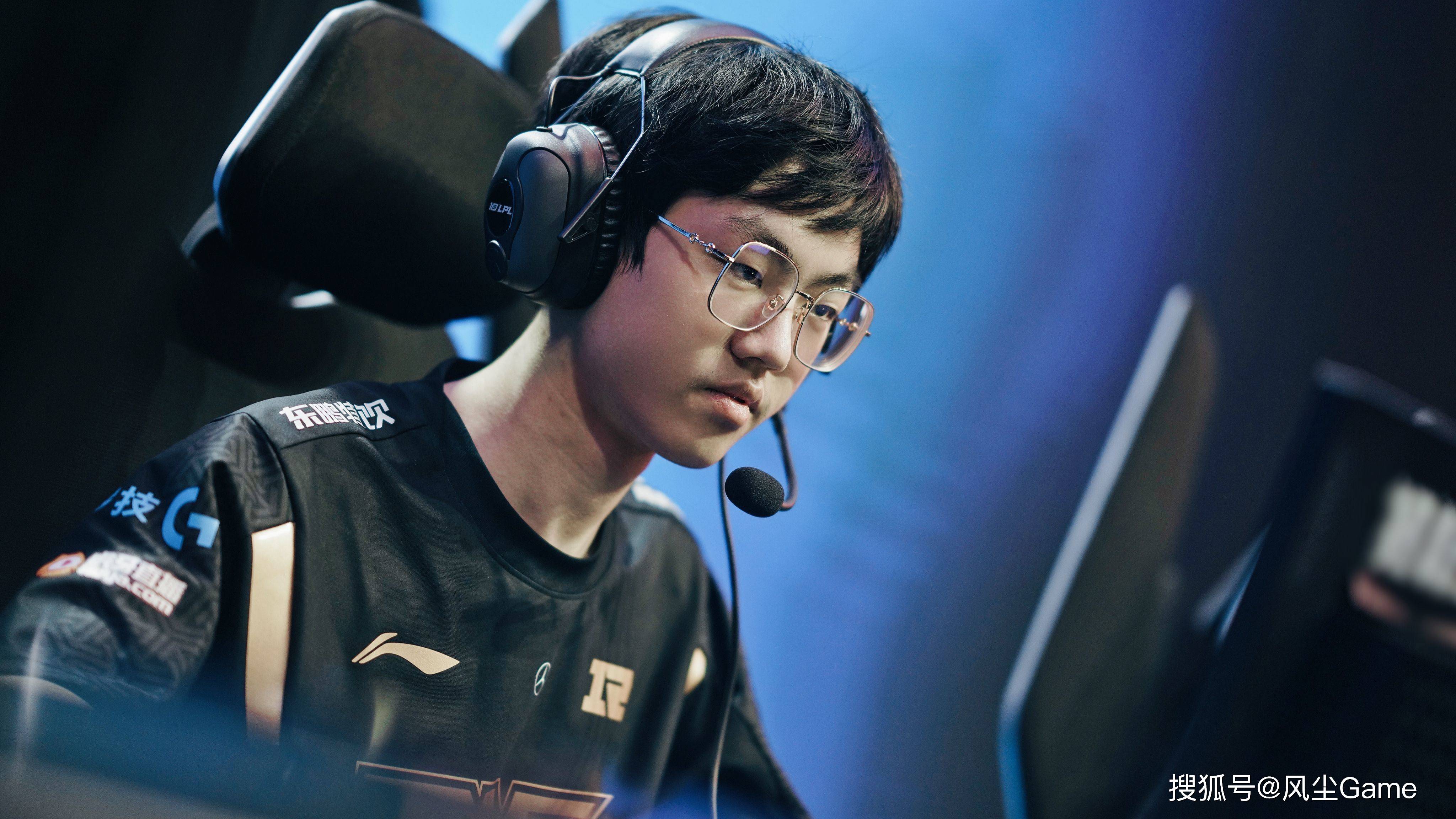 J9-TheShy爆冷击败美国队，战术调整引爆全场！的简单介绍